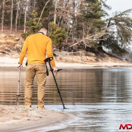 nokta-triple-score-smf-metal-detector-in-water.jpg nokta-triple-score-smf-metal-detector-in-water.jpg
